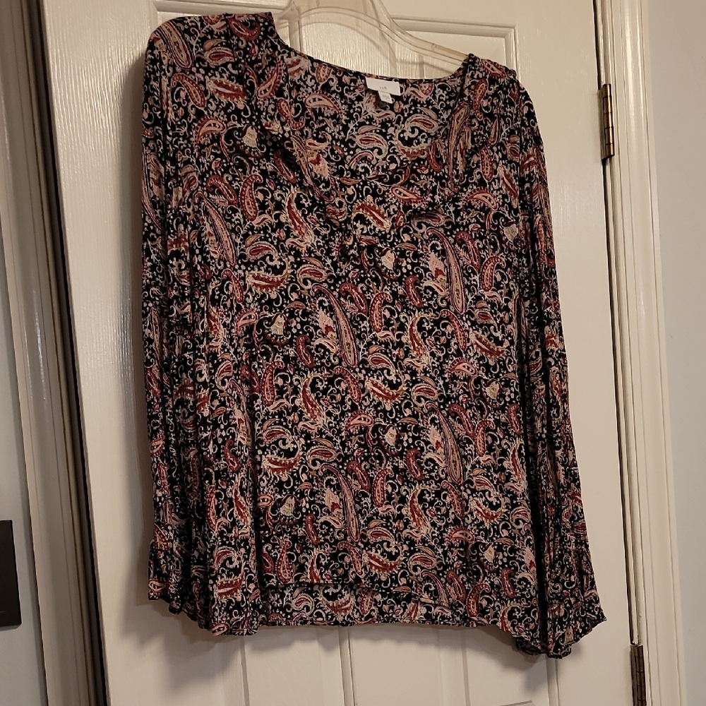 J. Jill Paisley Print Long Sleeve Blouse 100% Rayon.